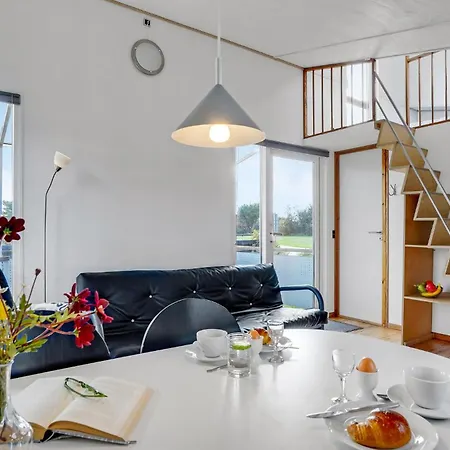 Lovely In With Kitchen Vakantiehuis *