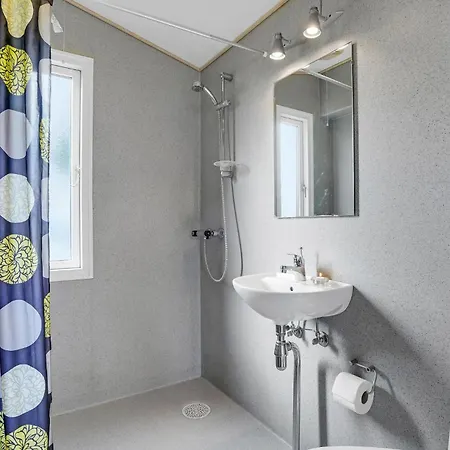 Lovely In With Kitchen